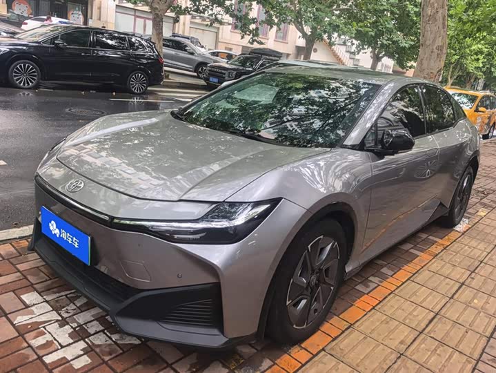 Toyota bZ3, 2024 — купить в Иванове под ключ