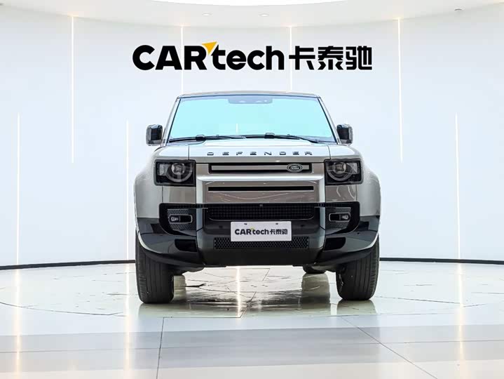Land Rover Defender, 2024 — фото 6 из 9