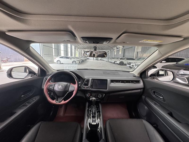 Honda Vezel, 2022 — фото 7 из 10