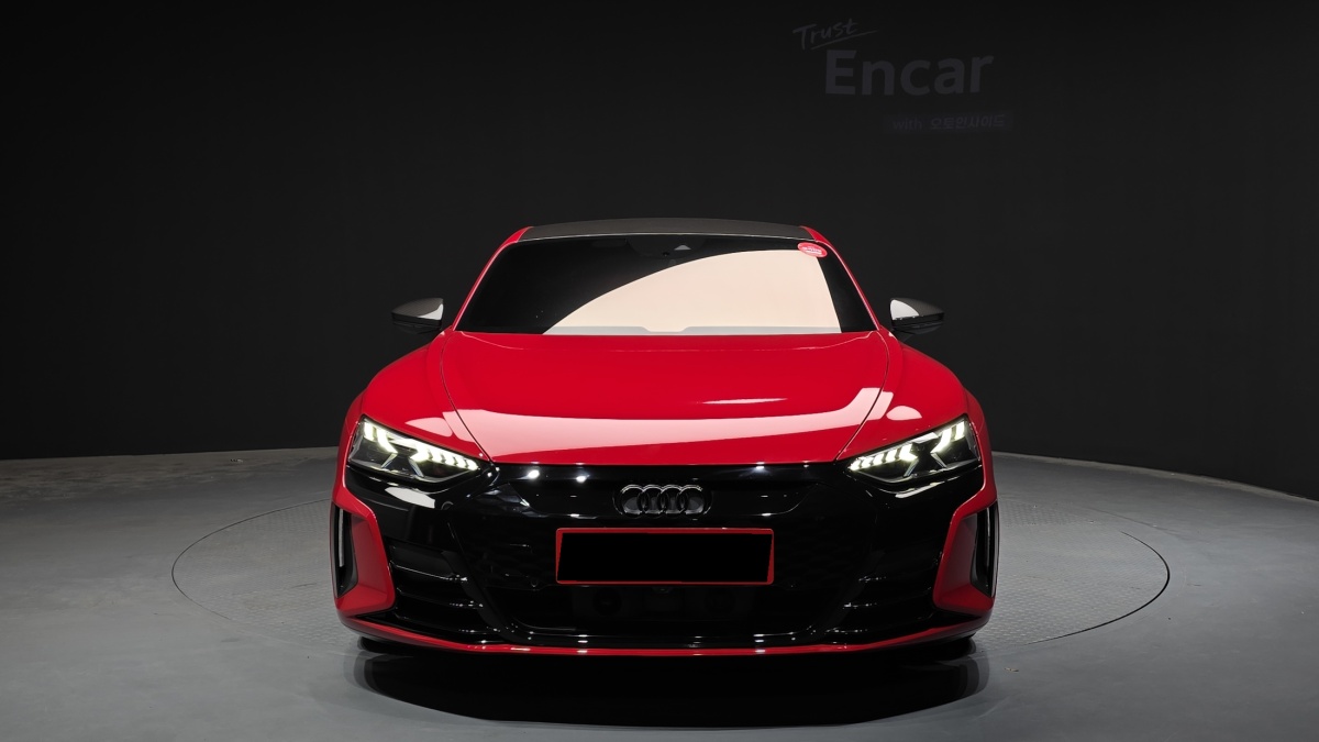 Audi RS e-tron GT, 2021 — фото 3 из 12