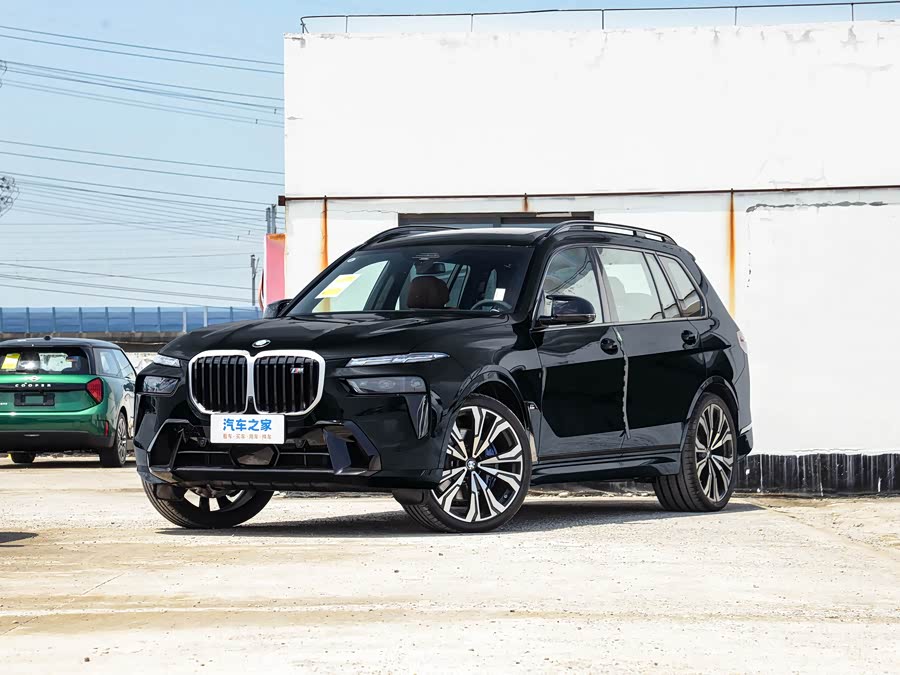 BMW X7 M60i, 2026 — купить в Перми под ключ