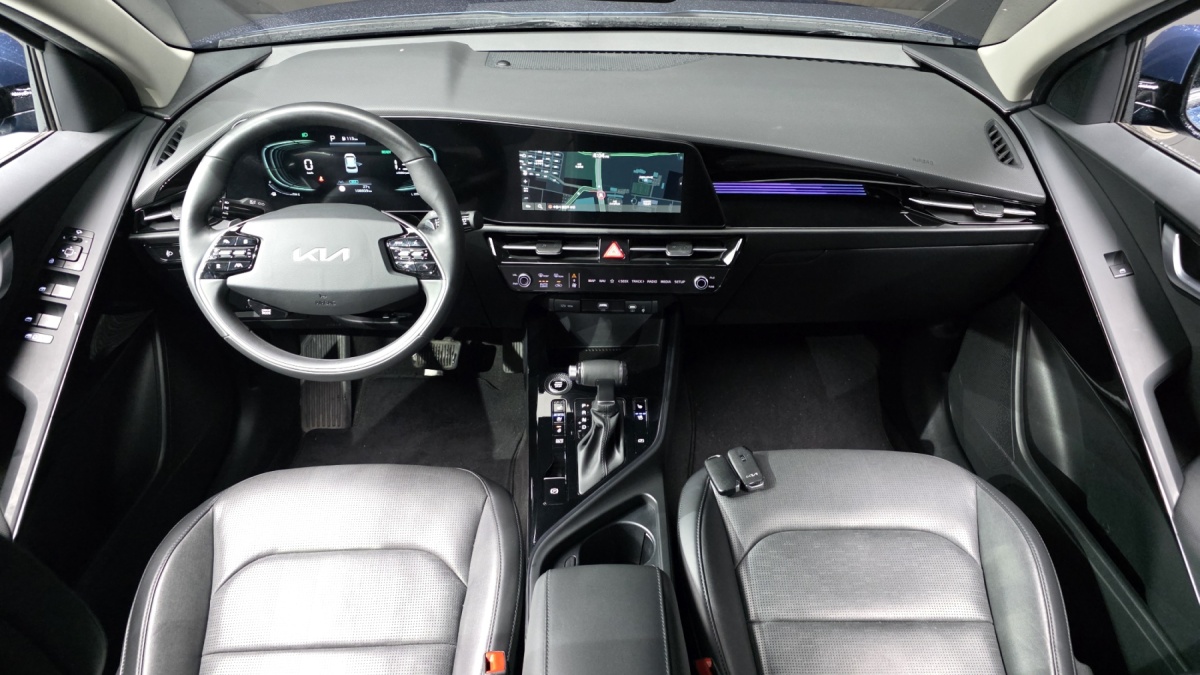 Kia Niro, 2022 — фото 6 из 12