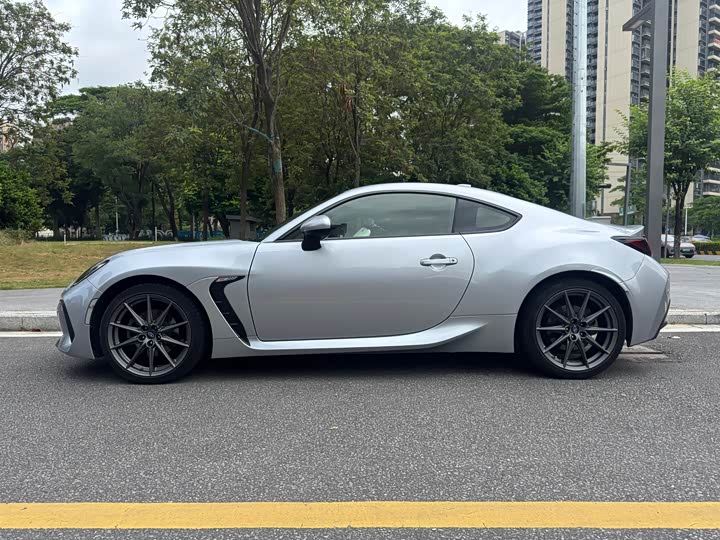 Subaru BRZ, 2022 — фото 4 из 9