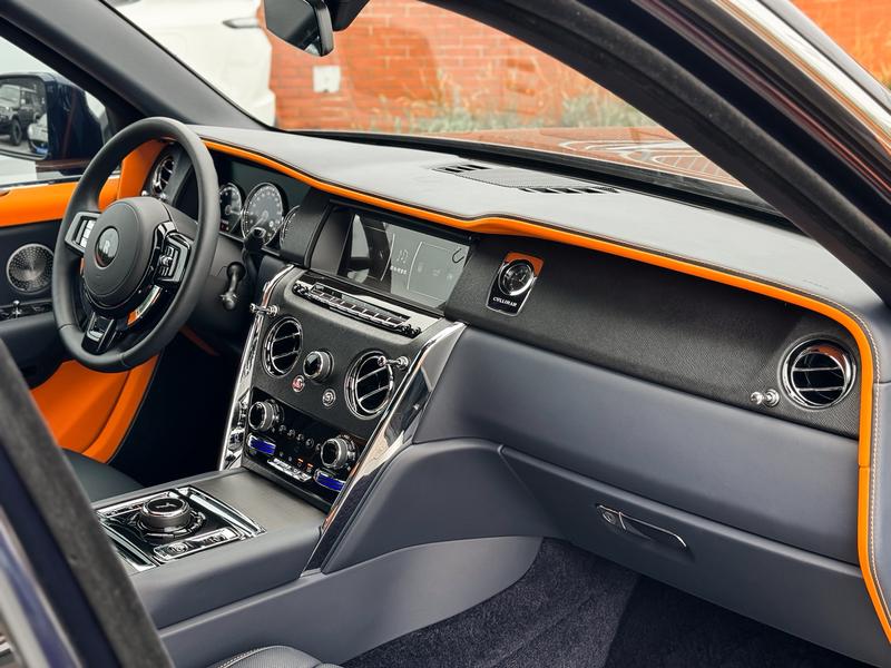 Rolls-Royce Cullinan, 2023 — фото 9 из 12