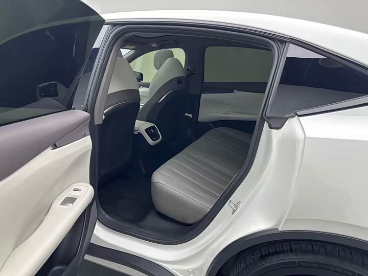 Changan Deepal L07, 2025 — фото 6 из 9