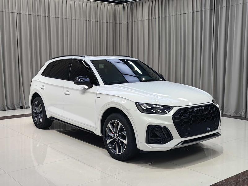 Audi Q5L, 2024 — фото 3 из 10