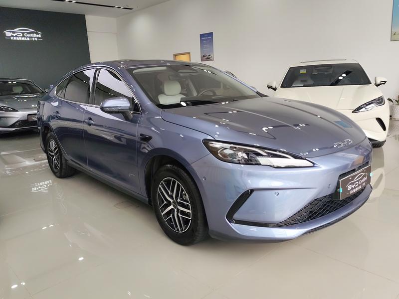 BYD Seal 05 DM-i Hybrid, 2024 — фото 3 из 11