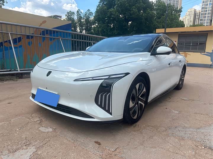Dongfeng Forthing Xinghai S7, 2024 — купить в Смоленске под ключ