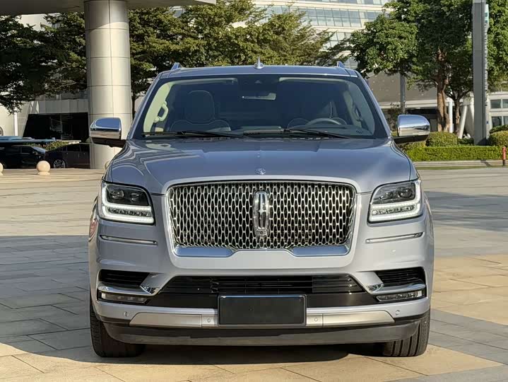Lincoln Navigator, 2021 — фото 2 из 9
