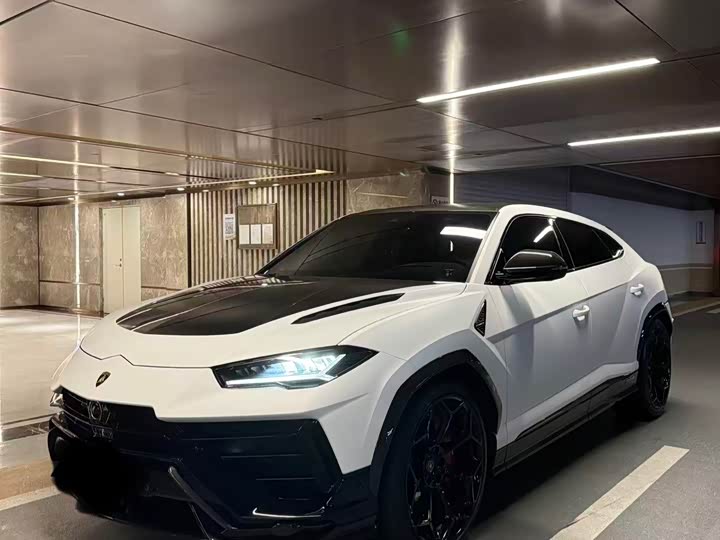 Lamborghini Urus, 2023 — фото 2 из 7