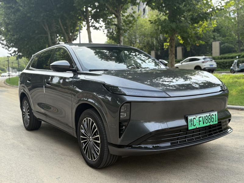 Dongfeng Aeolus L8, 2025 — фото 3 из 10
