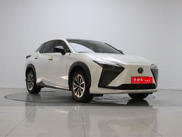 Lexus RZ, 2022 — фото 3 из 9