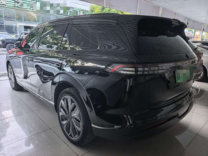 Dongfeng Yipai eπ 008, 2025 — фото 7 из 9
