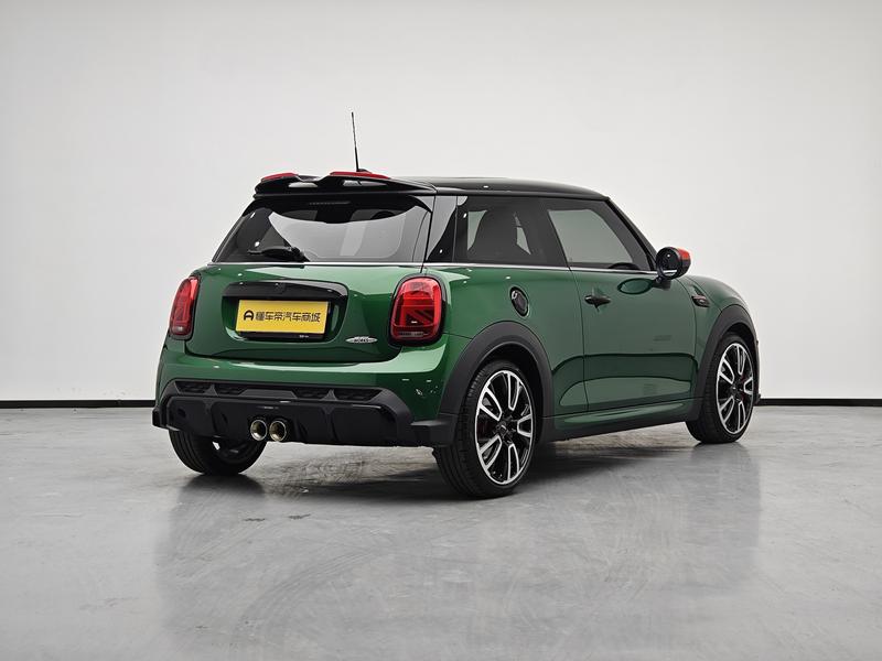 Mini Mini JCW, 2023 — фото 7 из 12