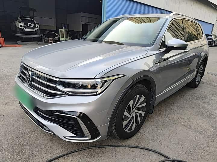 Volkswagen Tiguan L Hybrid, 2021 — купить в Чебоксарах под ключ
