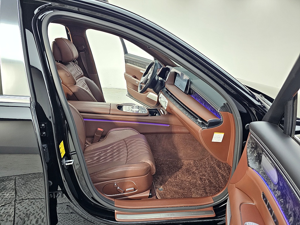 Genesis G90, 2022 — фото 10 из 12