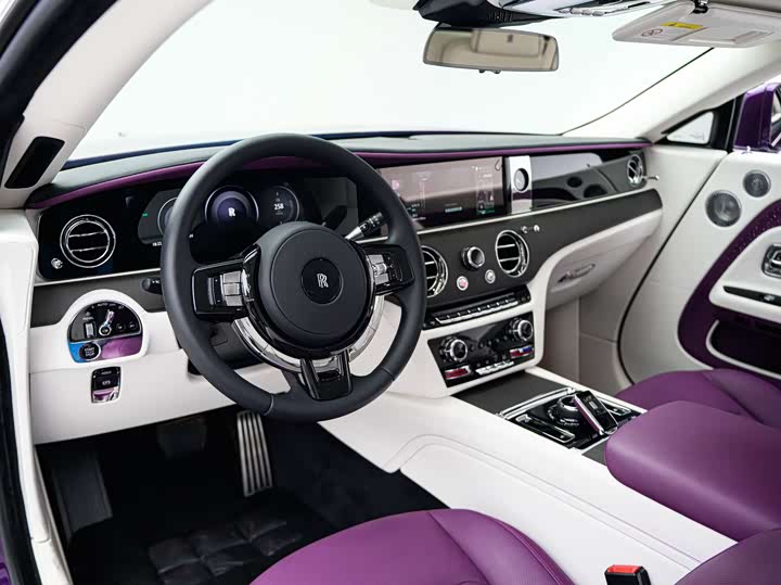 Rolls-Royce Spectre, 2024 — фото 6 из 9