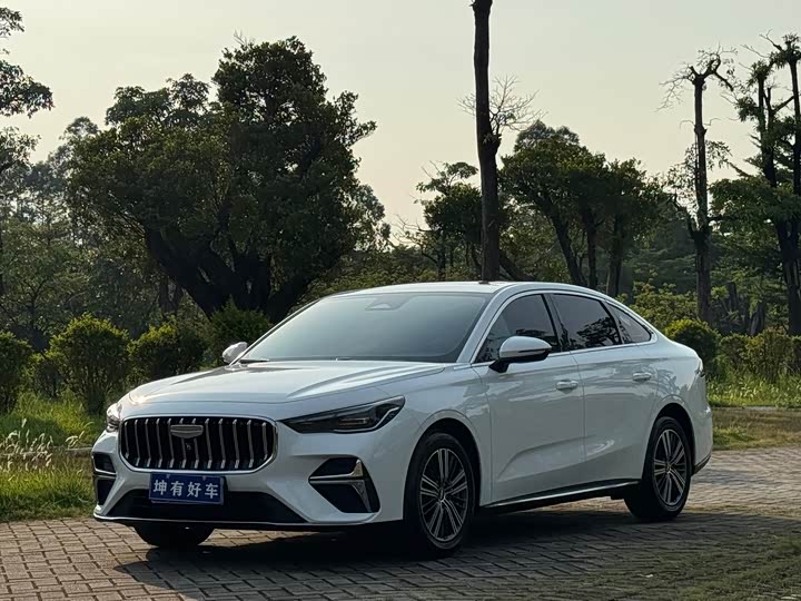 Geely Emgrand, 2025 — купить в Перми под ключ