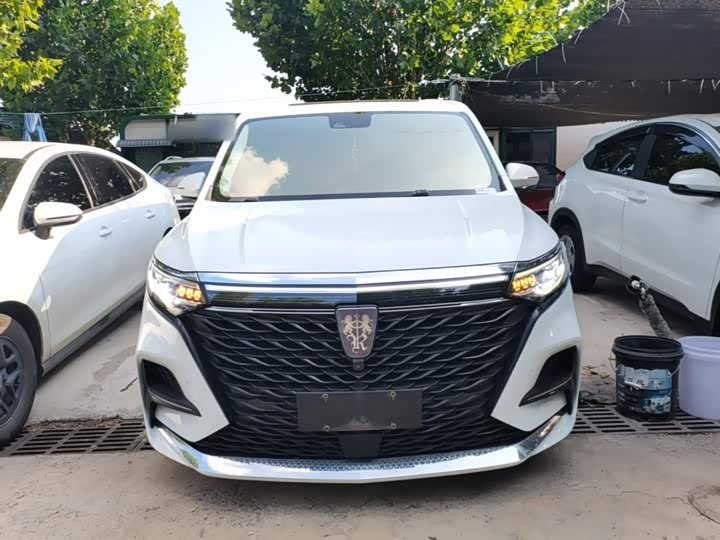 Roewe iMax 8, 2021 — фото 3 из 9
