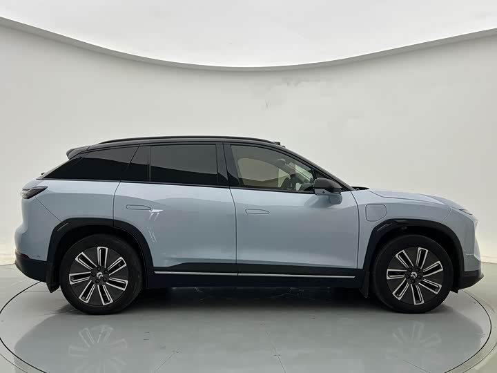 Nio ES7, 2022 — фото 3 из 9