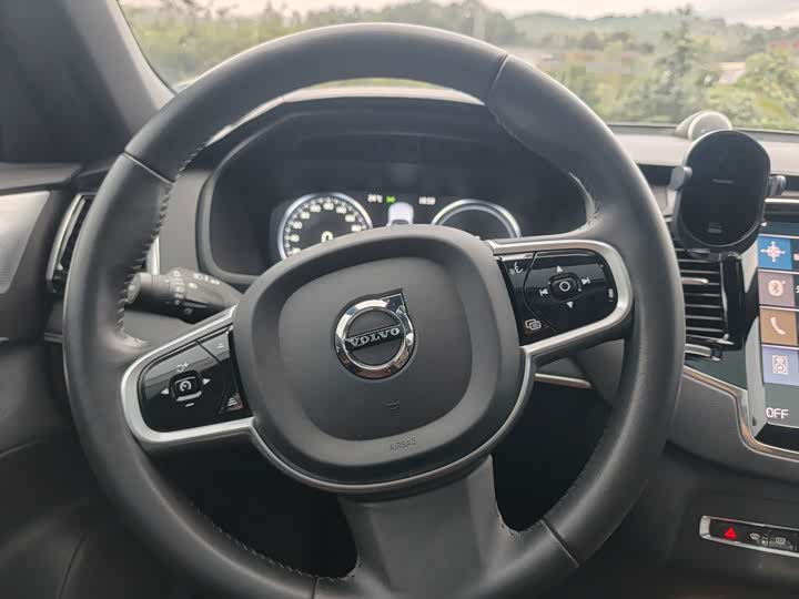 Volvo XC90 Hybrid, 2021 — фото 7 из 9