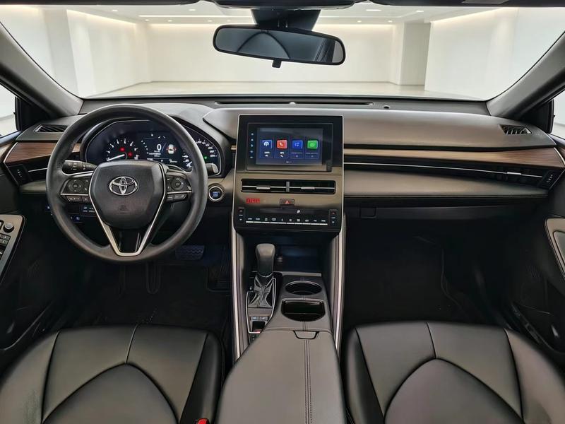 Toyota Avalon, 2023 — фото 7 из 8
