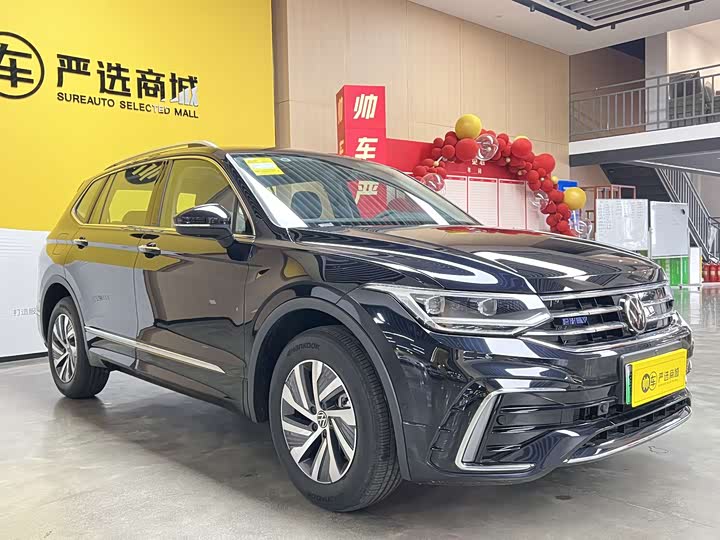 Volkswagen Tiguan L Hybrid, 2025 — фото 3 из 9