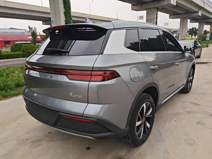 BYD Song Pro Hybrid, 2024 — фото 7 из 9