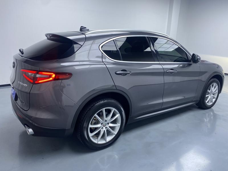 Alfa Romeo Stelvio, 2022 — фото 4 из 10