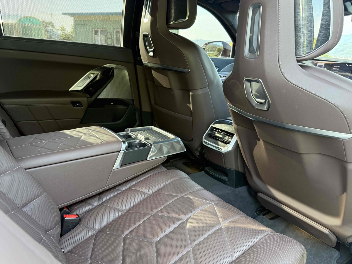 BMW 7 Series, 2022 — фото 7 из 12