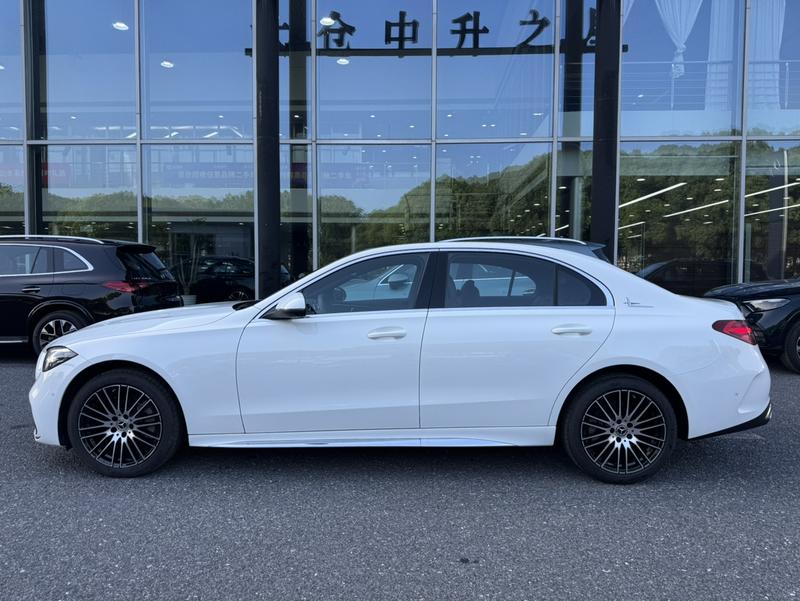 Mercedes-Benz C-Class, 2026 — фото 4 из 12