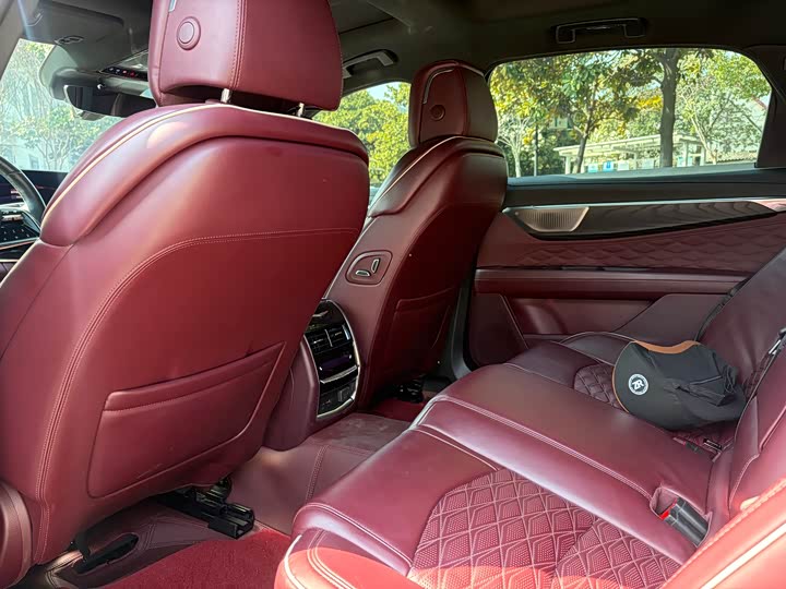 Cadillac CT6, 2023 — фото 5 из 9