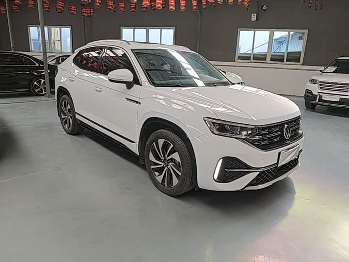 Volkswagen Tayron X, 2023 — фото 4 из 9