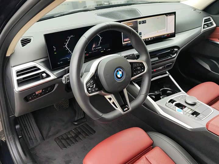 BMW i3, 2025 — фото 4 из 9