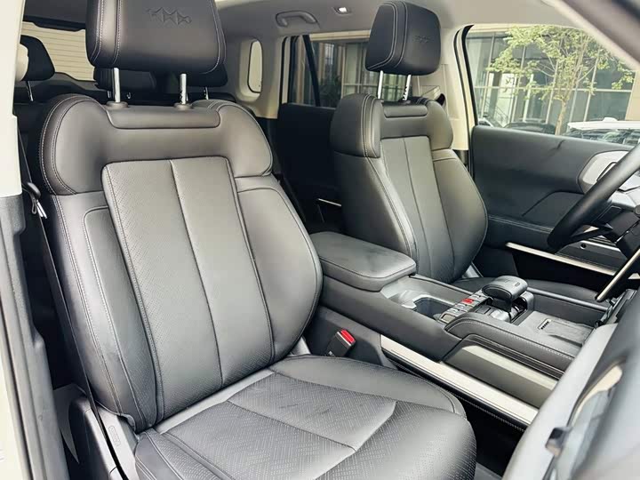 BYD FangChengBao Titanium 3 (Tai 3), 2025 — фото 7 из 9