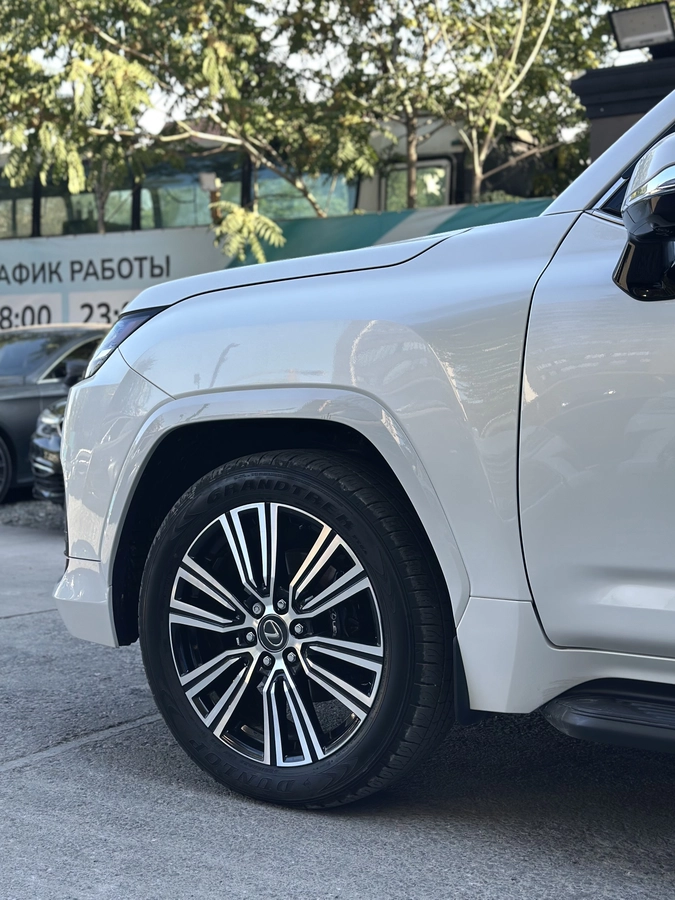 Lexus LX, 2025 — фото 3 из 11