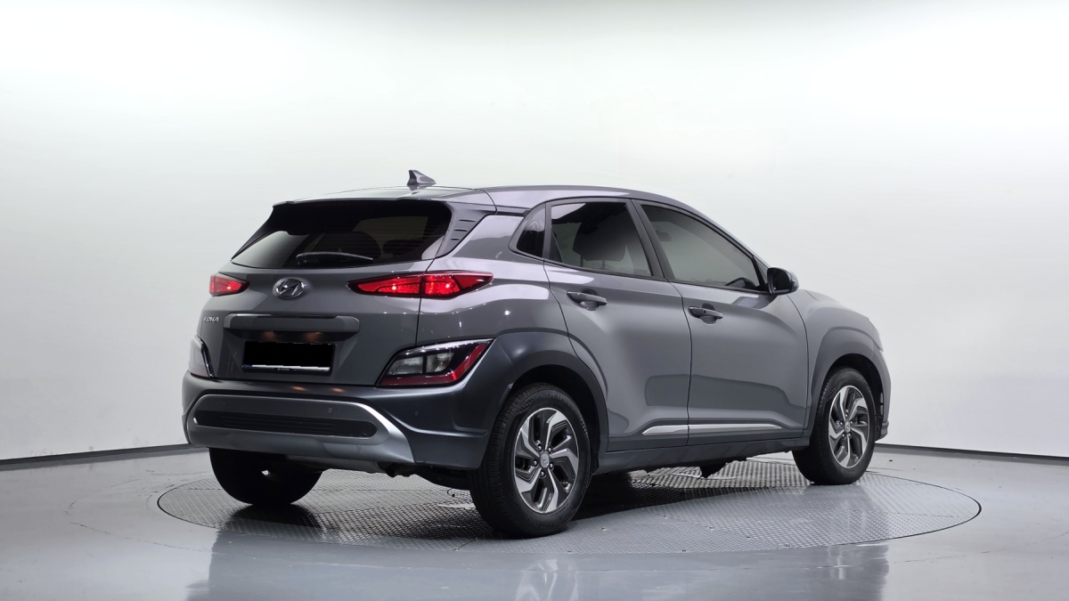 Hyundai Kona, 2022 — фото 2 из 12