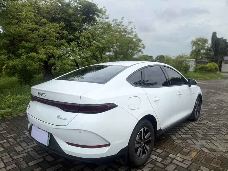 BYD Qin Plus, 2026 — фото 7 из 12