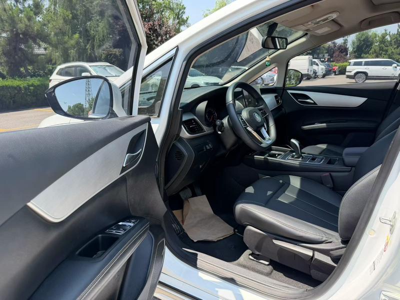 BYD Song Max, 2022 — фото 8 из 10
