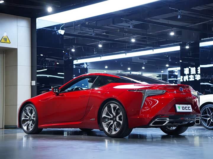Lexus LC, 2021 — фото 4 из 9