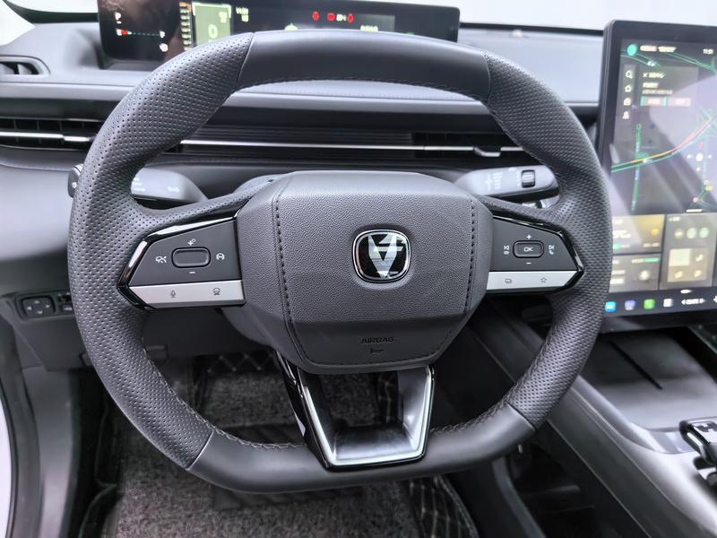 Changan Eado Plus, 2024 — фото 10 из 12
