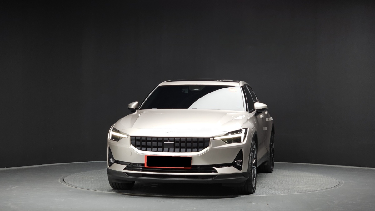 Polestar 2, 2023 — фото 3 из 12