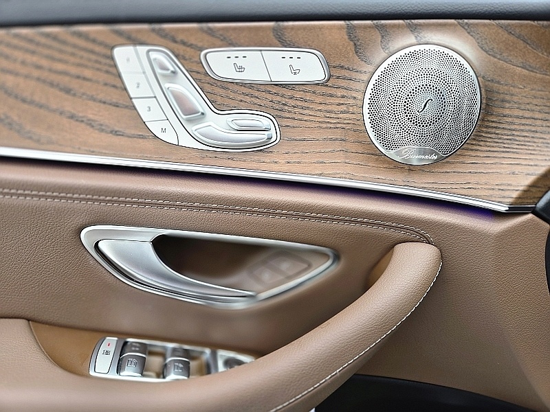 Mercedes-Benz E-Class, 2022 — фото 9 из 12