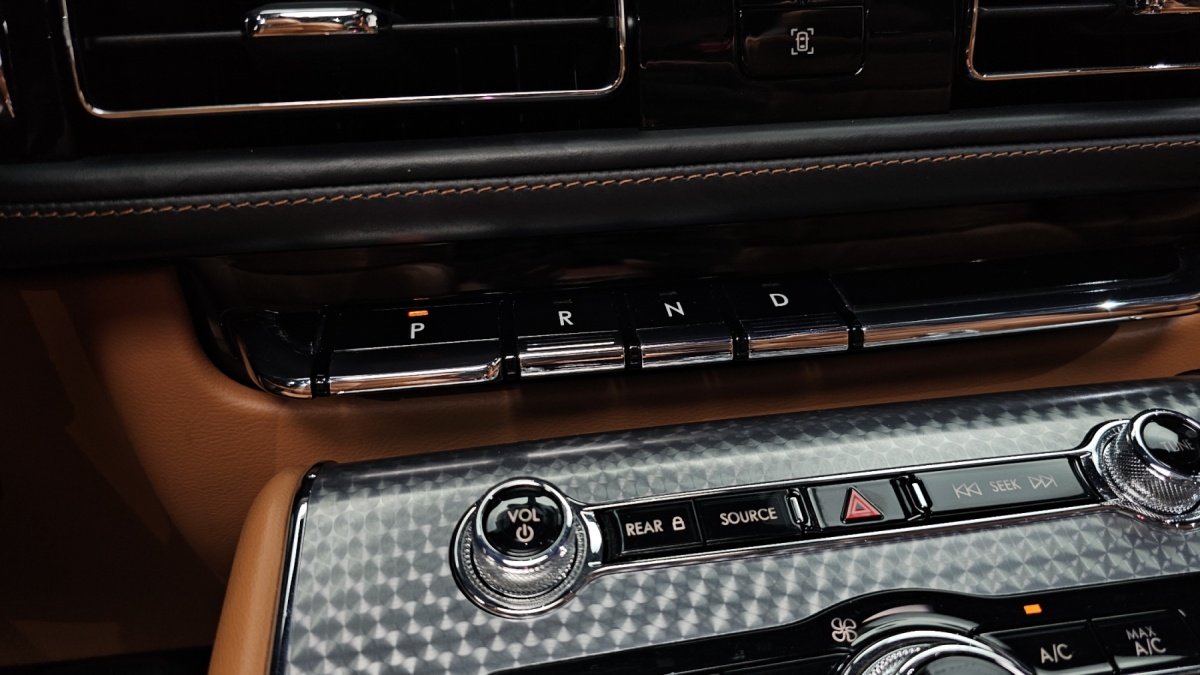 Lincoln Aviator, 2022 — фото 9 из 12