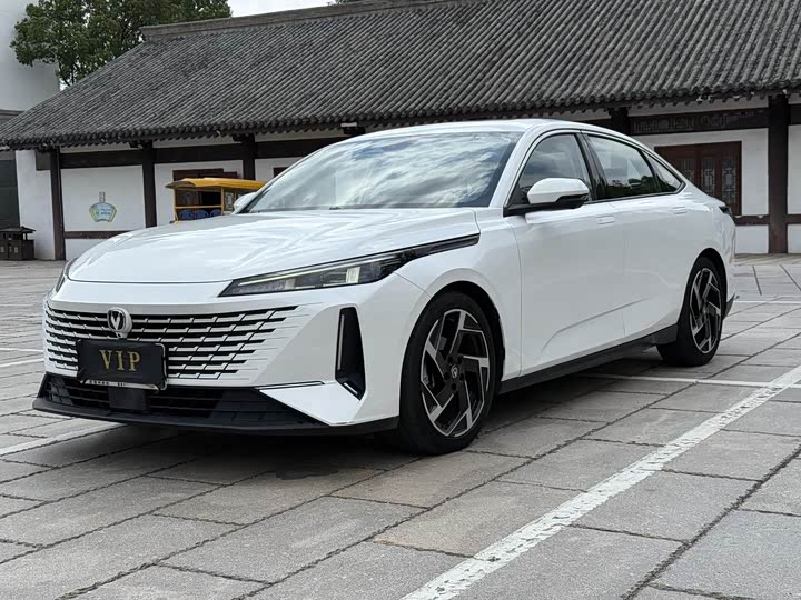 Changan Yida, 2023 — купить в Оренбурге под ключ
