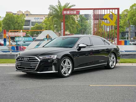 Audi S8, 2022 — купить в Твери под ключ
