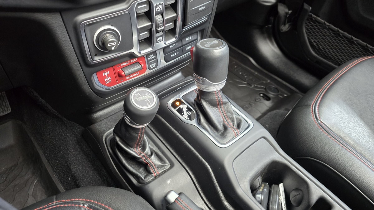 Jeep Wrangler, 2022 — фото 8 из 12