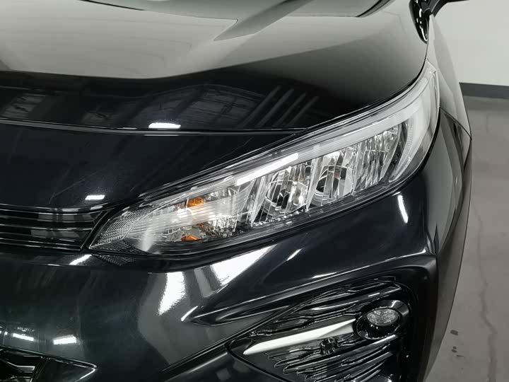 Toyota Wildlander, 2025 — фото 7 из 9