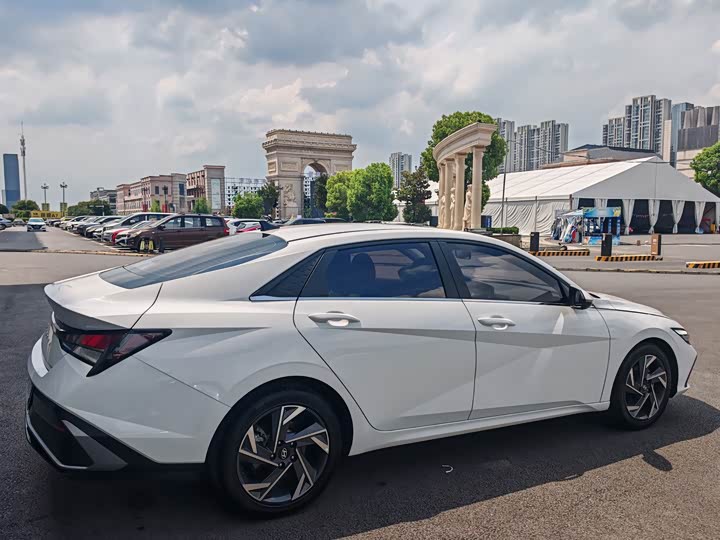 Hyundai Elantra N line, 2023 — фото 9 из 9