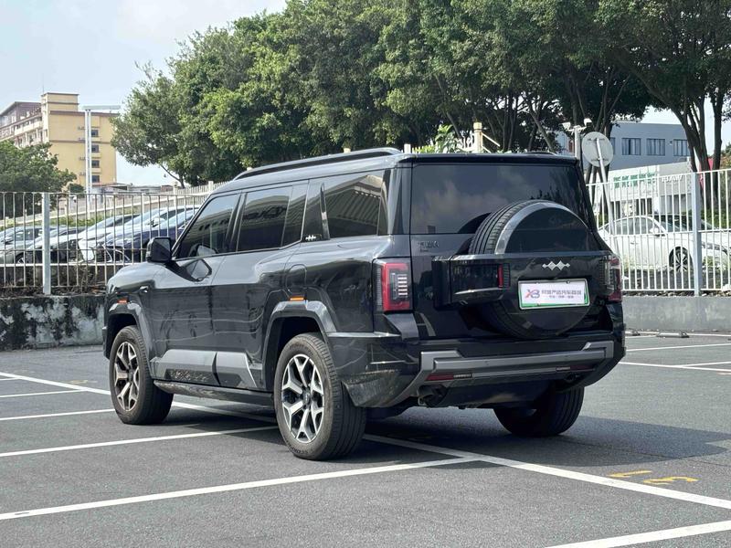 BYD FangChengBao Leopard 8, 2024 — фото 5 из 12